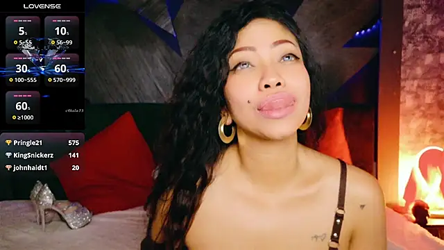 ElyaQuinn live sex cam