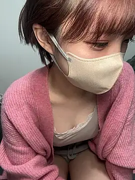 -x_MIU_x's cam snapshot