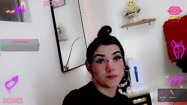 NathalialLooes live sex cam