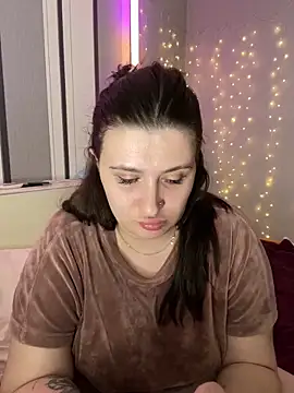 lipsi_vikki's cam snapshot