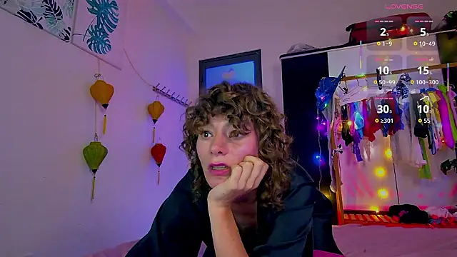 MatildaMuse's cam snapshot