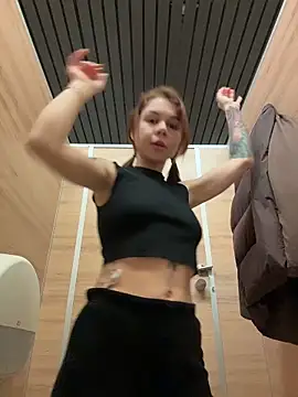 RosieSecret live sex cam