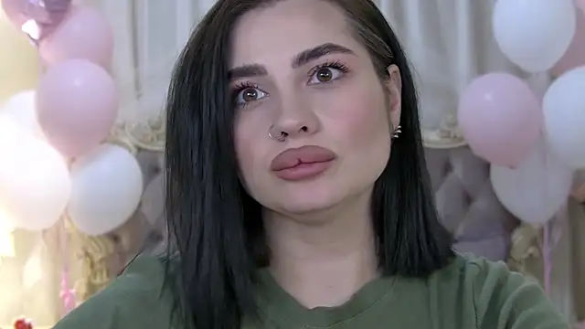 AdrianaTorres live sex cam