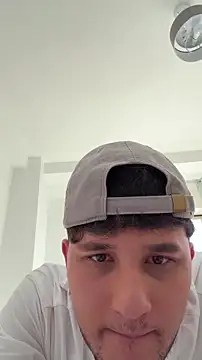 Massimo_Fiore's cam snapshot