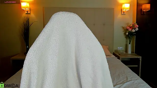 Stacy_River's cam snapshot