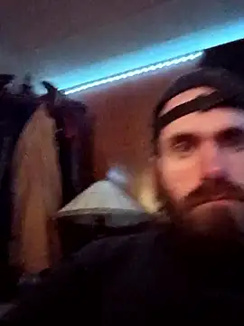 RobStrokes215's cam snapshot