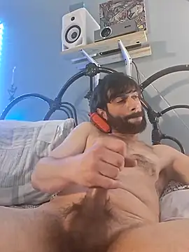 TrndSettr's cam snapshot