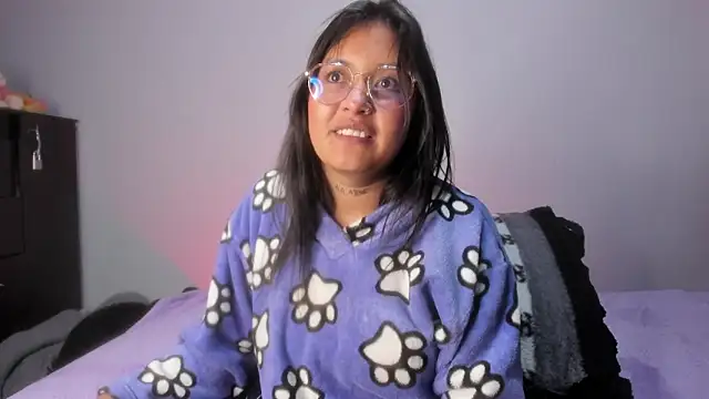 Sharlottee__'s cam snapshot