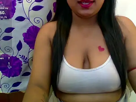 Teekhi_mirchii's cam snapshot