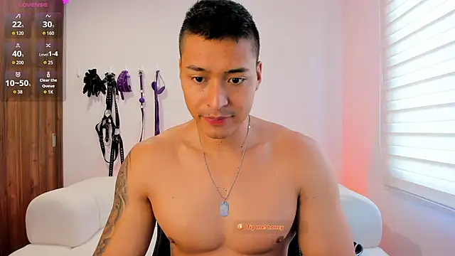 abu_dhabi_21's cam snapshot