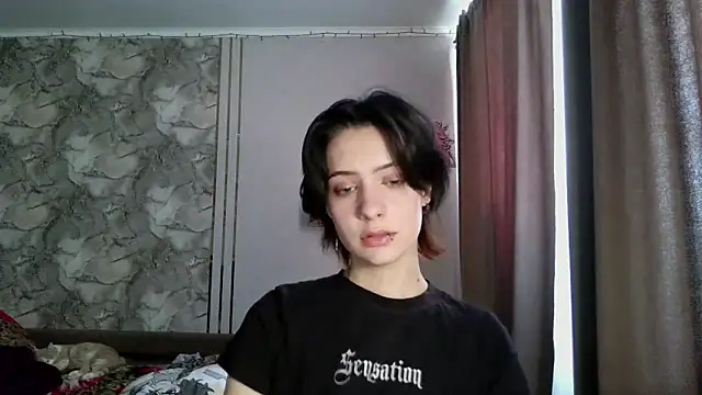 LxayBloom's cam snapshot