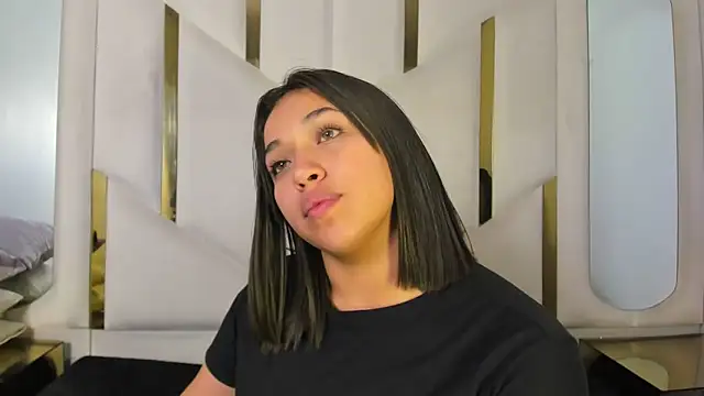 IsabellRodriguez18 live sex cam