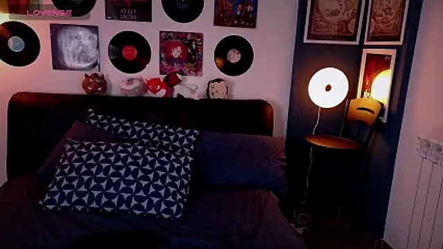 ReynaTatty's cam snapshot