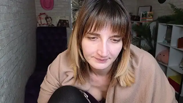 Nika_Kitten live sex cam