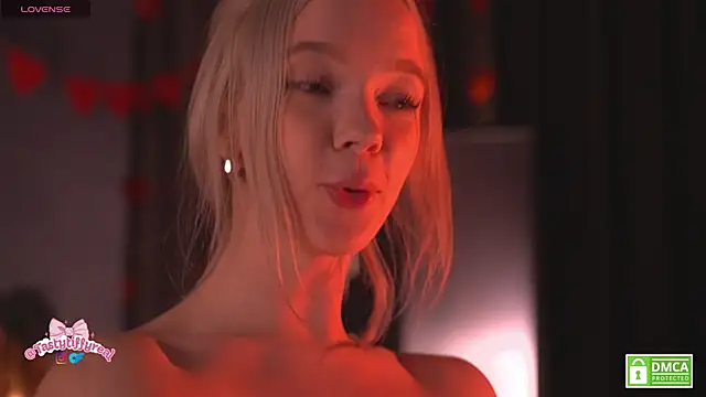 TastyTiffy live sex cam