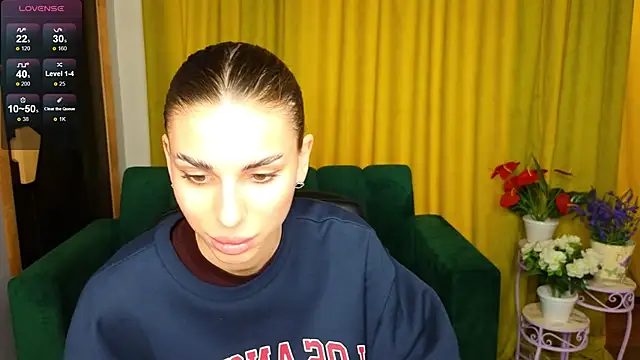 EmmyGreans live sex cam