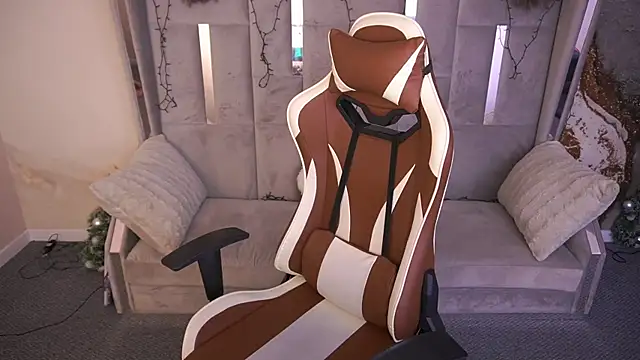 MirandaWong live sex cam