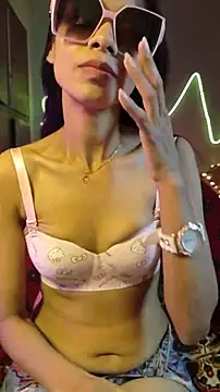 Ivy_the_goddess's cam snapshot