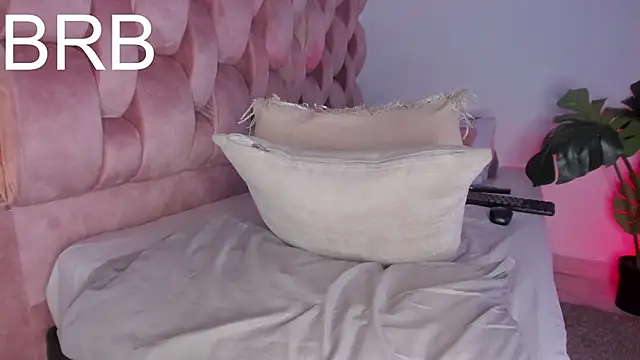 Secret_chells live sex cam