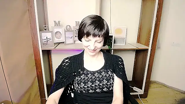 _AngeliaFlow_'s cam snapshot