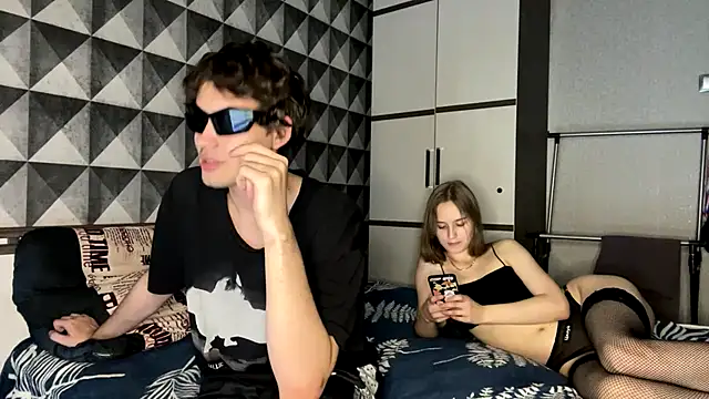 merycouple live sex cam