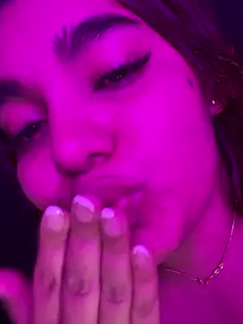 Anny_arango1 live sex cam