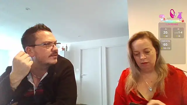 Miss-Chupagirly live sex cam