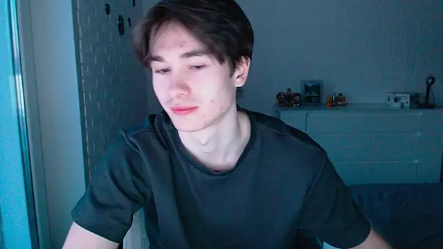 MarkusDean live sex cam