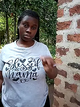 Sassy_boobs21's cam snapshot