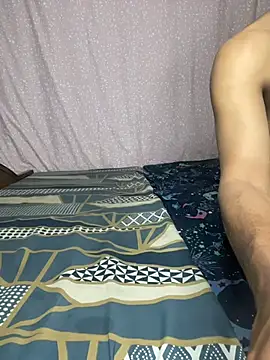 Sassy-Annie live sex cam