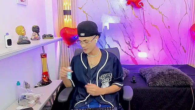 JacobBlackwell_ live sex cam