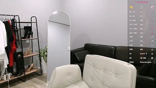 Ella_Sea's cam snapshot