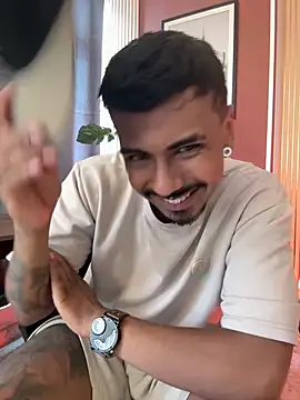 Latinmoster_boss live sex cam