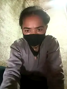 Sunali_Bendre's cam snapshot