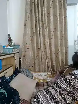 Curvy_Simran live sex cam