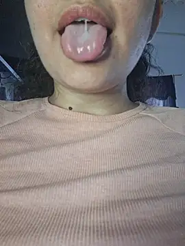 Blers_sweetgirl's cam snapshot