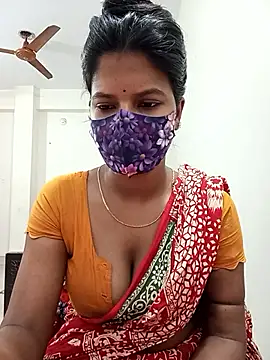 Kakoli- live sex cam