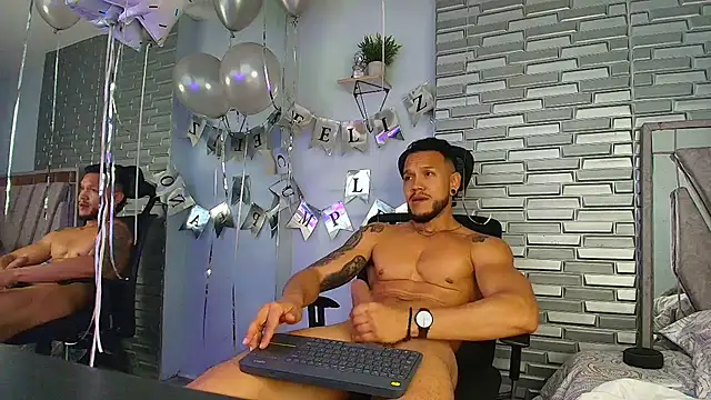 ARON_TAYLER01 live sex cam