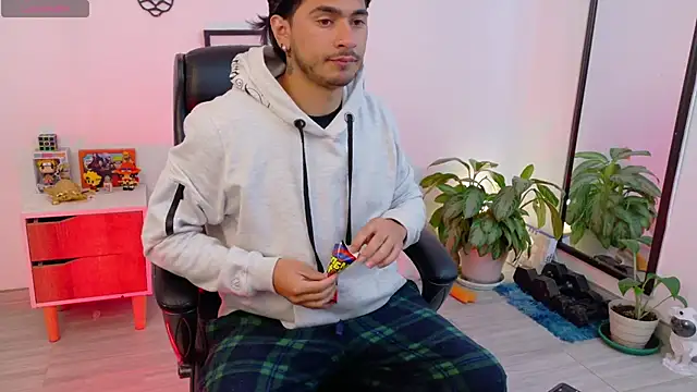 Elian_savoy live sex cam