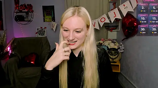 madam_uliis's cam snapshot