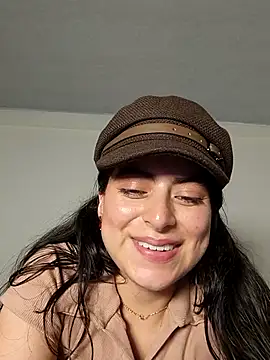 saasha_Petit live sex cam