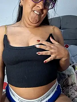 ZaidaWet live sex cam