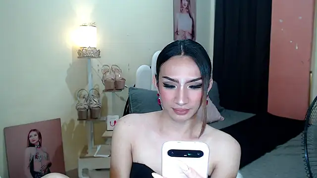 OliviaTheGreatCummer live sex cam