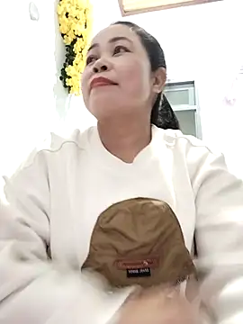 Baby-bigtits2026's cam snapshot