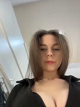 Ttixmila live sex cam