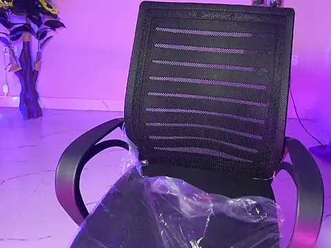 Saira_Hotty's cam snapshot