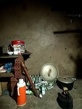 quynhkoolbae's cam snapshot