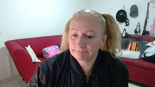 emperabigbootybigass live sex cam