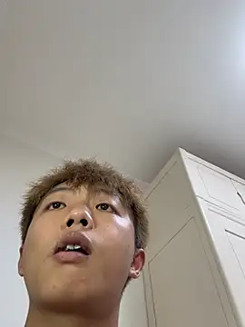 Chocolates-001 live sex cam