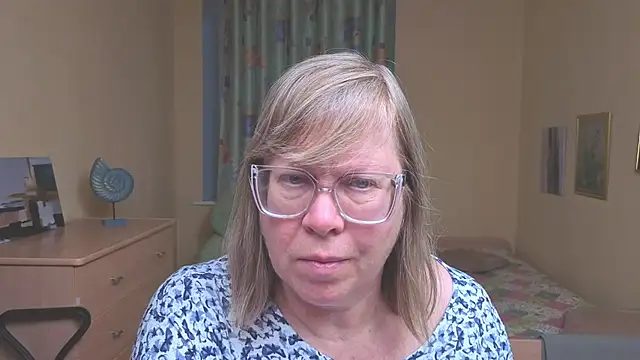 Emma_Eclipsee's cam snapshot